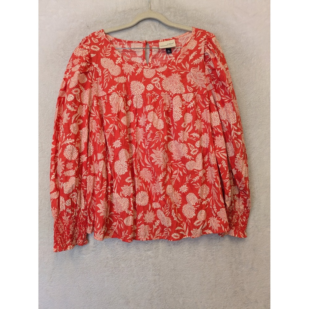 Universal‎ Thread Blouse Women's XXL Red Floral Smocked Cuffs Boho Top